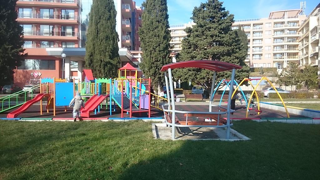 Sea View & Beach Apartment Несебър Екстериор снимка